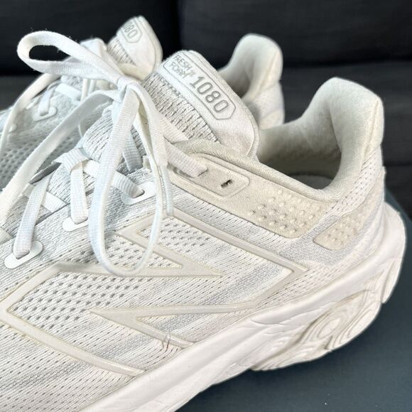 New Balance Fresh Foam X 1080v13 White Metallic Running Shoes Women's Size 13 2E - Picture 10 of 12